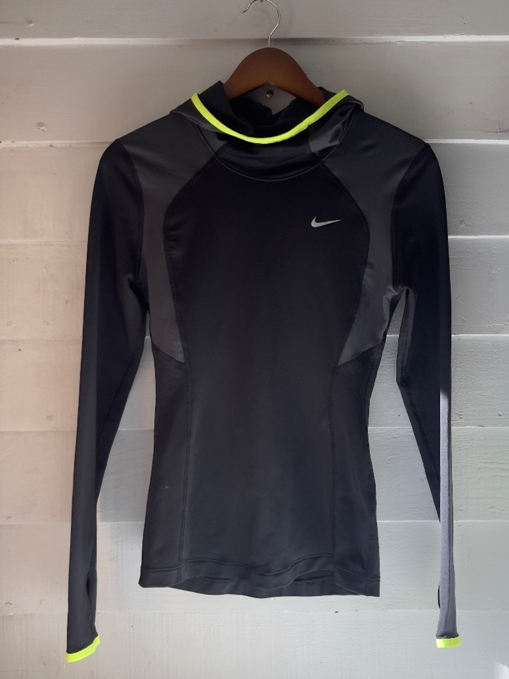Nike Element Women's Running Hoodie Black